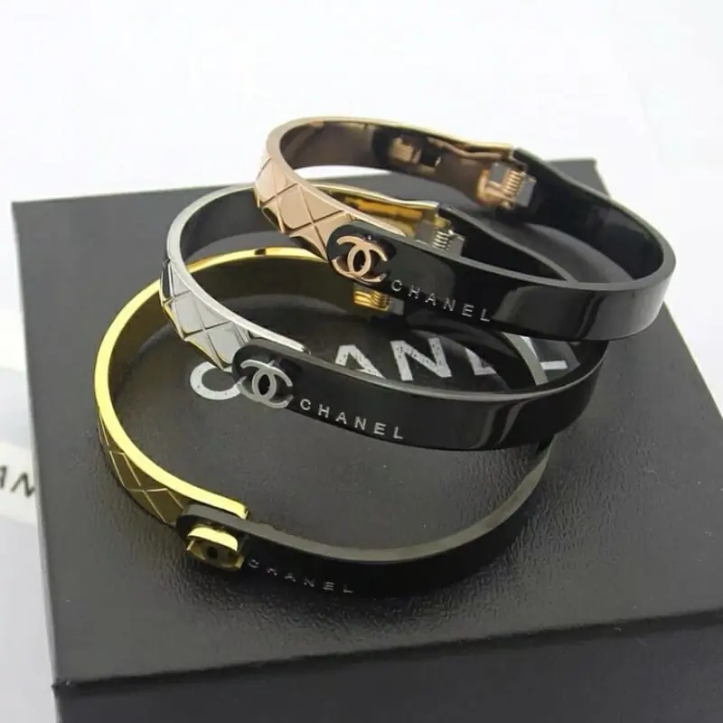 chanel bracelets s_12243202